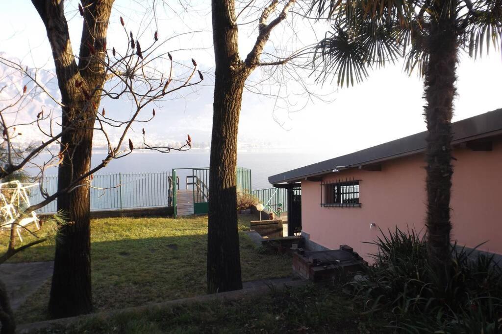 Como Lakeside Cottage - Lakefront Private Garden With Private Access To The Lake Onno 外观 照片