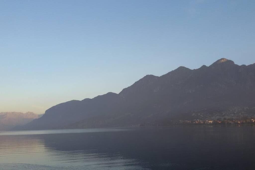 Como Lakeside Cottage - Lakefront Private Garden With Private Access To The Lake Onno 外观 照片