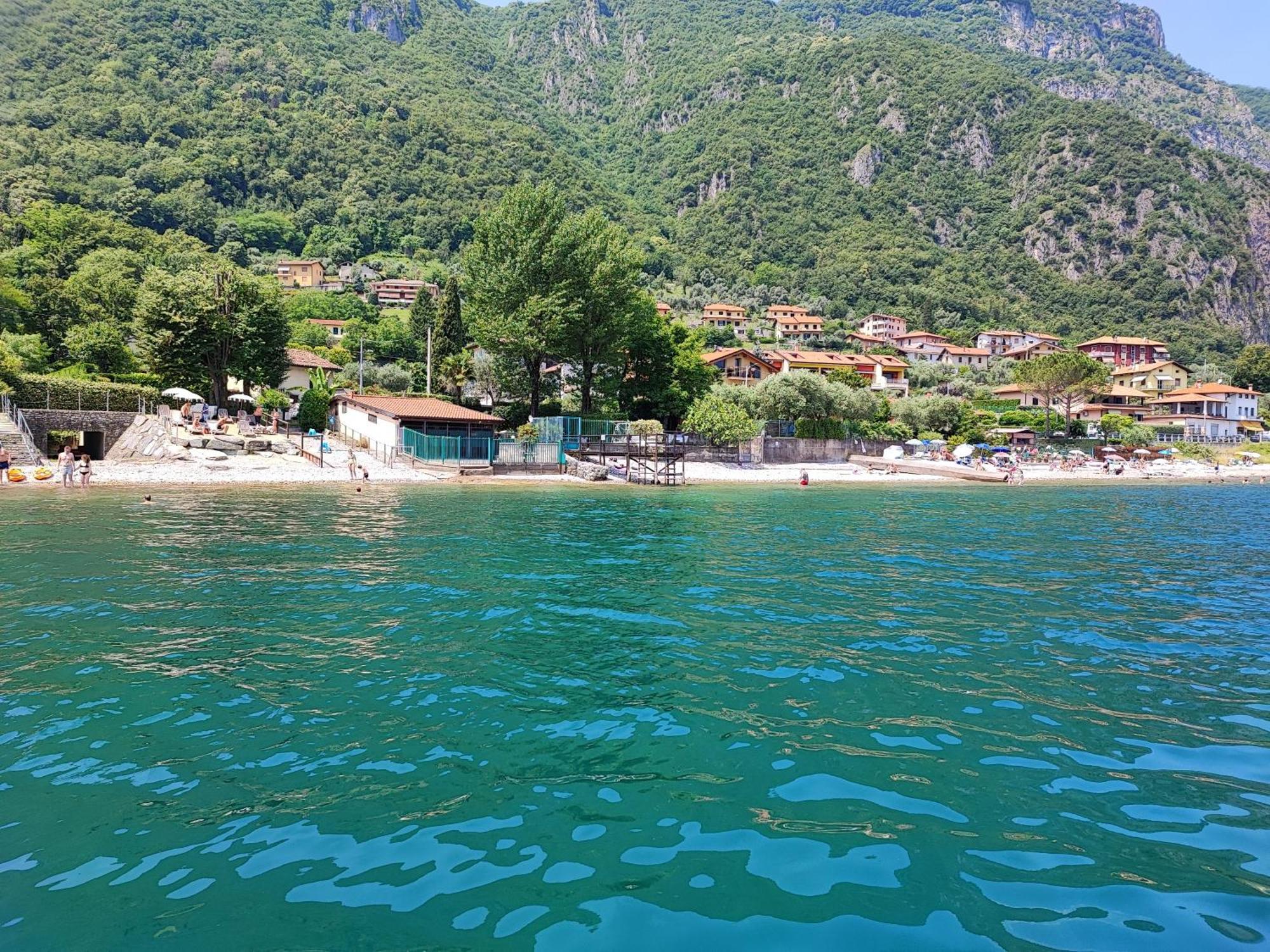 Como Lakeside Cottage - Lakefront Private Garden With Private Access To The Lake Onno 外观 照片